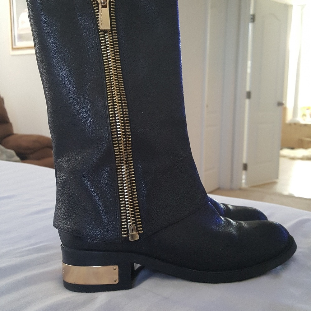 Black Vince Camuto Moto boots size 6M